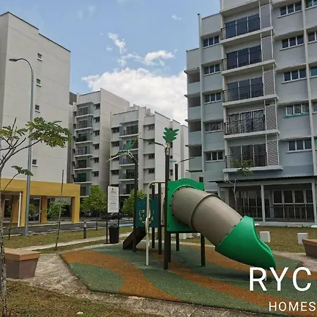 Rycha Homestay A Famosa Near Waterpark Kampong Pulau Sebang Exterior photo